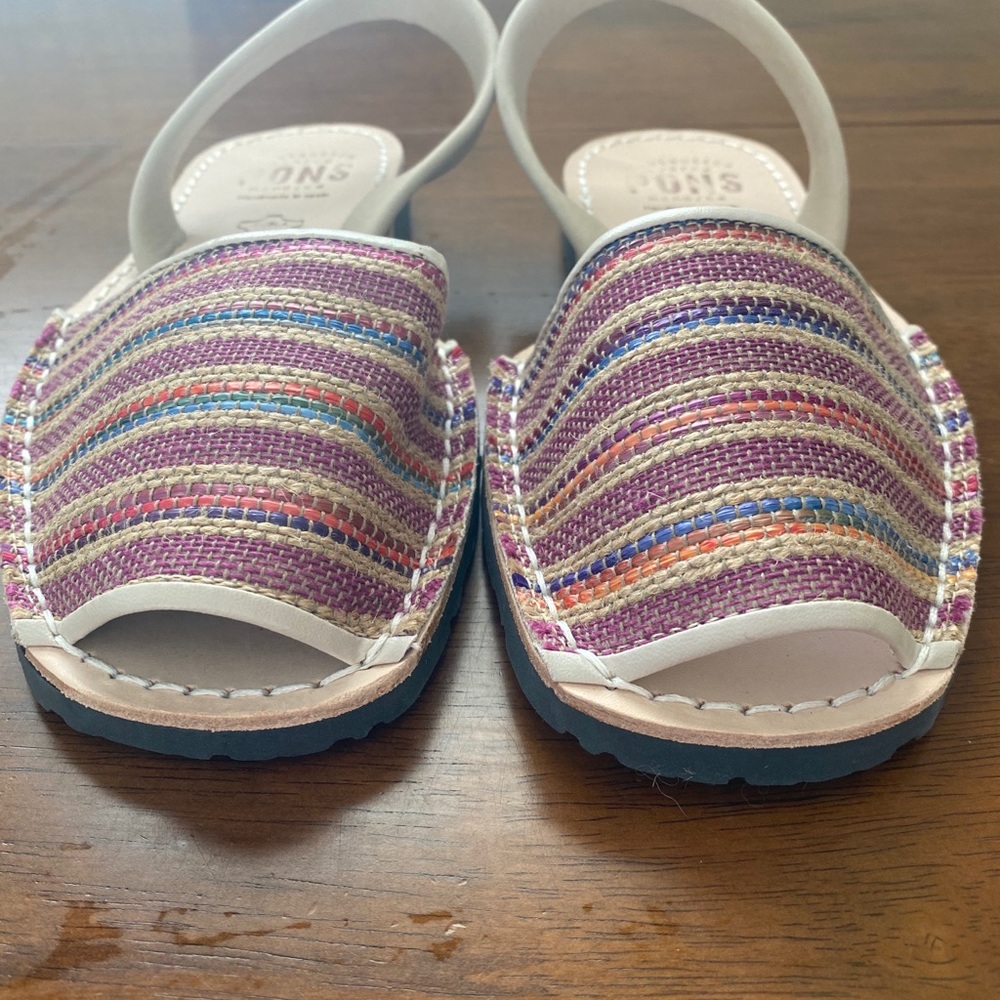 NEW without box Pons Avarcas Sz 7 (fit Sz 7-7.5)